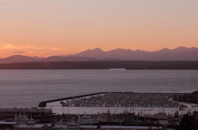 The Halcyon Suite Du Jour Seattle Bagian luar foto